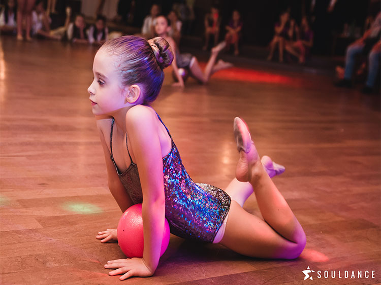 gioco ritmica